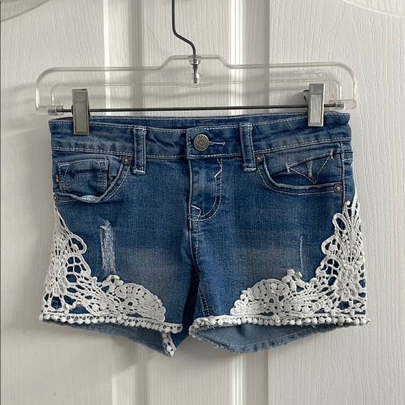 Vigoss Other - Vigoss The Jagger Short Blue Denim with Lace Appliqué & Distressed Kids Size 12